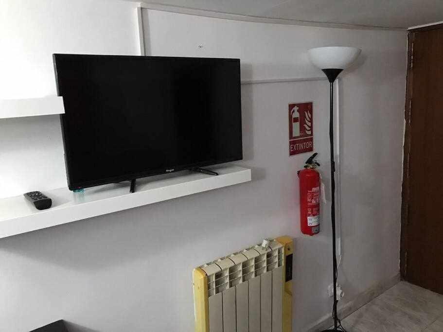Agradable Apartamento En Zona Malasana Madrid Appartamento Esterno foto